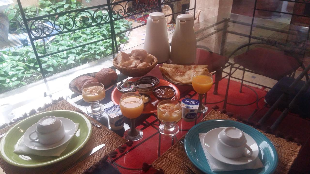 Bed and Breakfast Dar Rahaothello As-Sawíra Exteriér fotografie